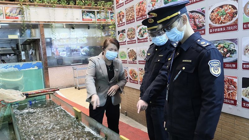 小标题：一、健康小饼干的兴起